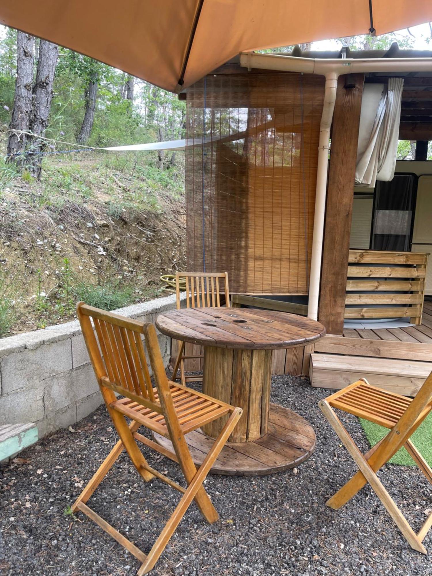 Caravanes De Provence エグラン エクステリア 写真